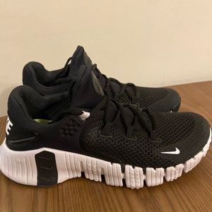 Nike metcon shoes